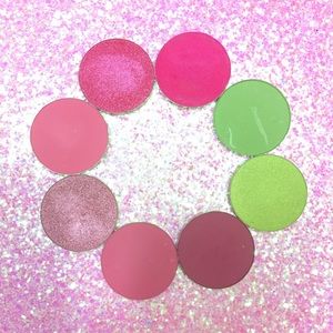 MAKEUP FOREVER 8 Eyeshadow Pans with Z Palette